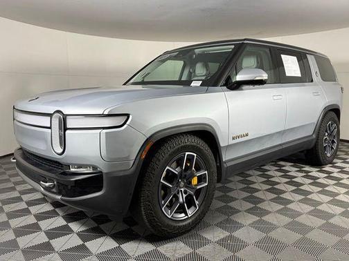 2023 Rivian R1S Adventure