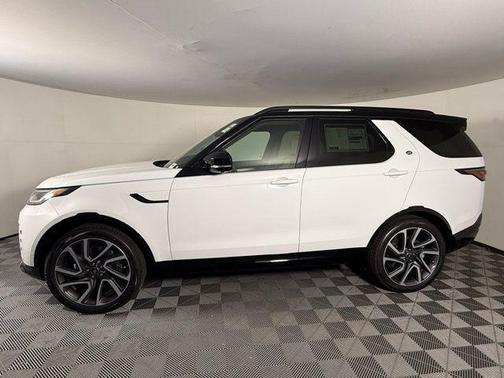 2025 Land Rover Discovery P360 Dynamic SE