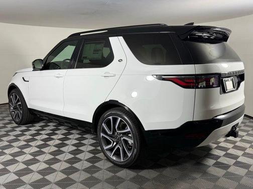 2025 Land Rover Discovery P360 Dynamic SE