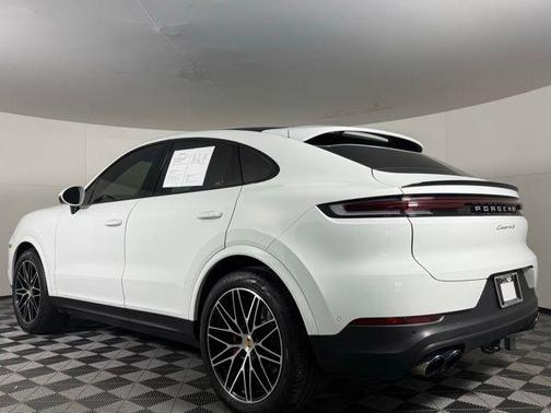 2024 Porsche Cayenne S