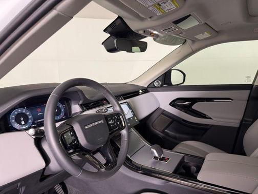 2025 Land Rover Range Rover Evoque Core S