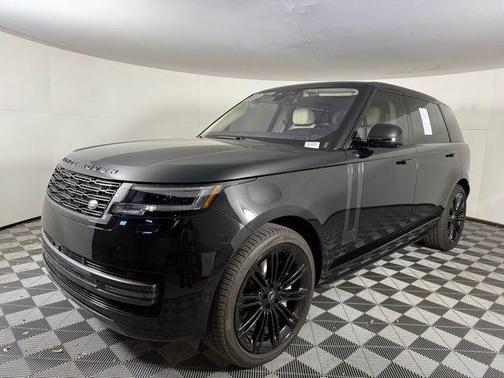 2023 Land Rover Range Rover P530 SE