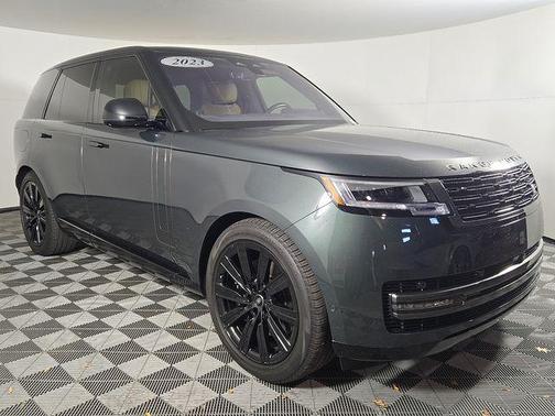 2023 Land Rover Range Rover SE