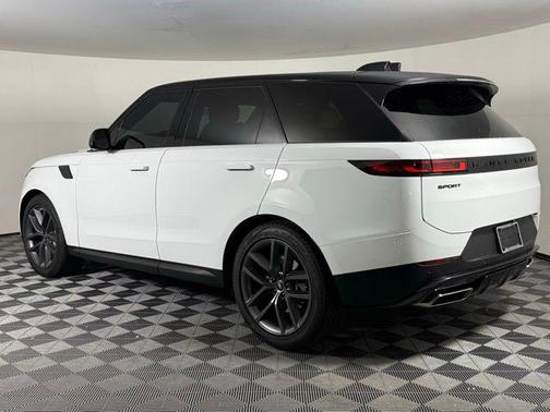 2024 Land Rover Range Rover Sport SE