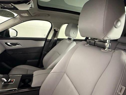 2025 Land Rover Range Rover Velar P250 SE R-Dynamic