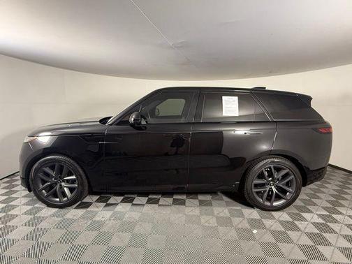 2024 Land Rover Range Rover Sport SE