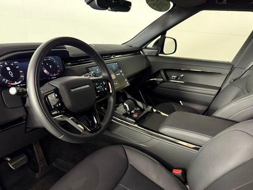2024 Land Rover Range Rover Sport SE