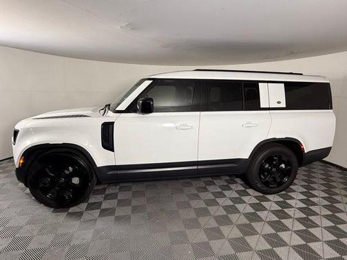 2024 Land Rover Defender 130 P300 S