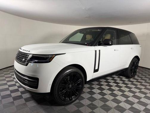 2025 Land Rover Range Rover P530 SE
