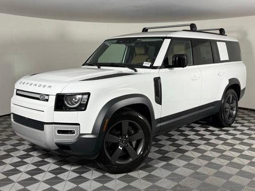 2025 Land Rover Defender 130 P400 S