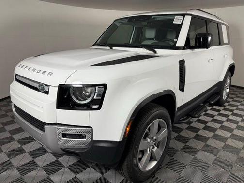 2025 Land Rover Defender 110 P300