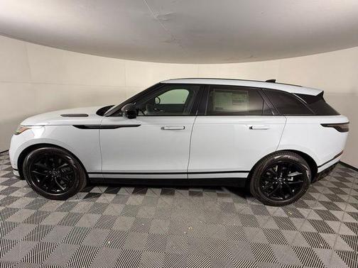 2026 Land Rover Range Rover Velar P250 SE R-Dynamic