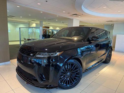 2025 Land Rover Range Rover Sport P635 SV Edition Two
