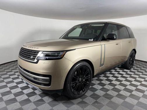2025 Land Rover Range Rover P400 SE