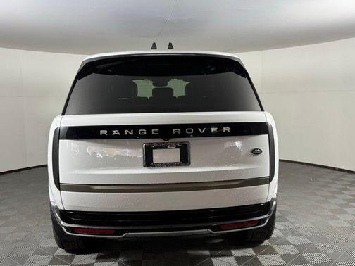 2023 Land Rover Range Rover P440e SE