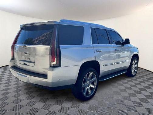 2019 Cadillac Escalade Luxury