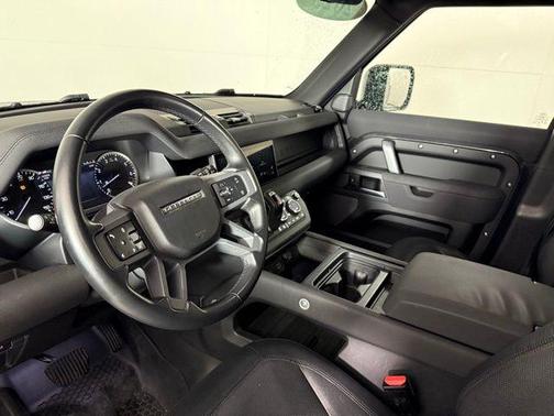 2023 Land Rover Defender 110 X-Dynamic SE