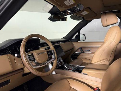 2023 Land Rover Range Rover P530 SE