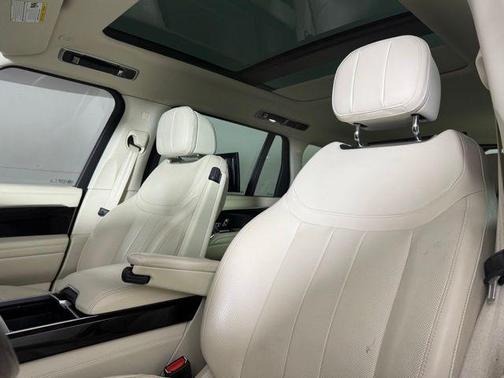 Santorini Black Metallic 2023 Land Rover Range Rover Autobiography