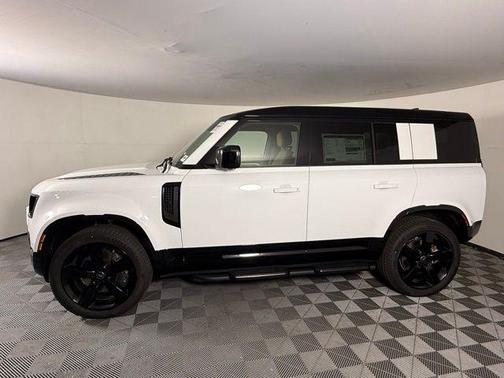 2025 Land Rover Defender 110 P500 X-Dynamic SE