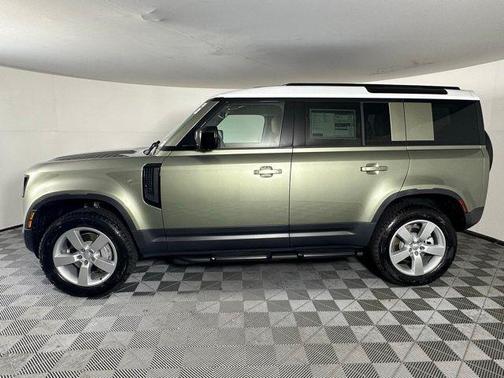 2025 Land Rover Defender 110 P300