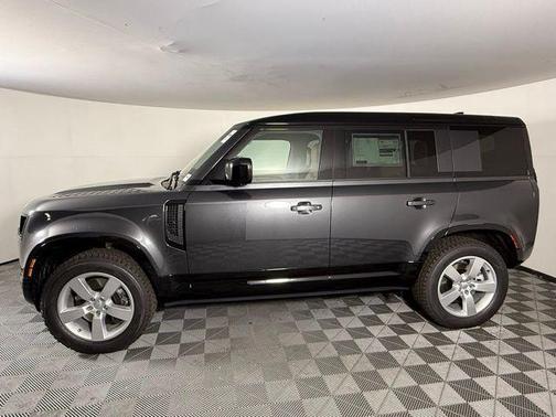 2025 Land Rover Defender 110 P500 X-Dynamic SE
