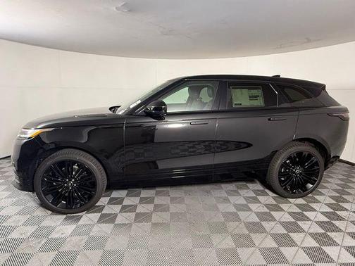 2026 Land Rover Range Rover Velar P400 Dynamic SE