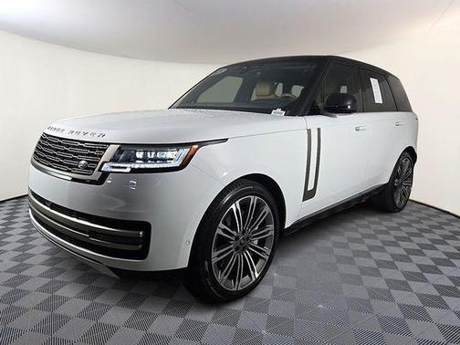2025 Land Rover Range Rover P530 SE