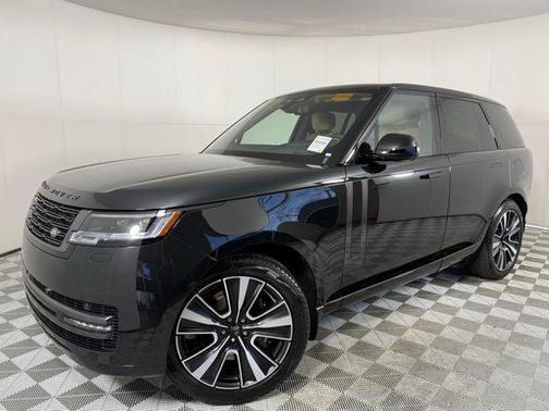 2025 Land Rover Range Rover P550e SE