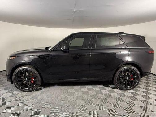 2025 Land Rover Range Rover Sport SE