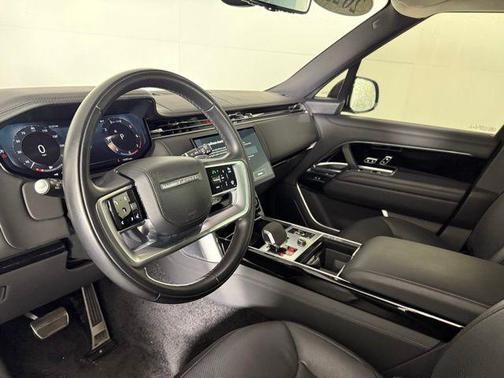 2023 Land Rover Range Rover P530 SE