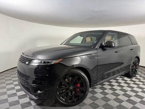 2025 Land Rover Range Rover Sport SE