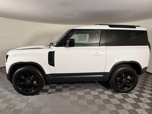 2025 Land Rover Defender 90 P300 S