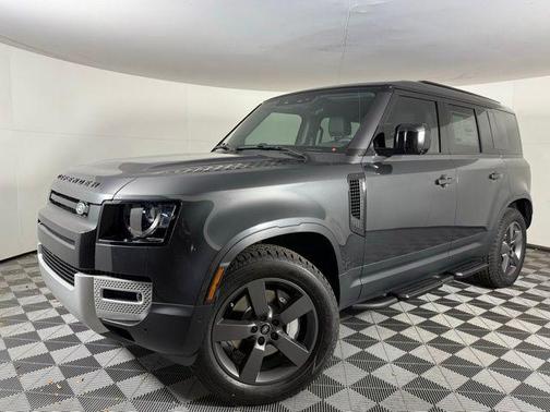 2025 Land Rover Defender 110 P300