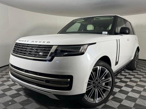 2024 Land Rover Range Rover P530 SE