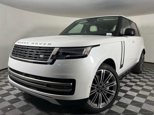 2024 Land Rover Range Rover P530 SE