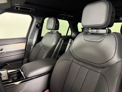 2025 Land Rover Range Rover Sport P360 S
