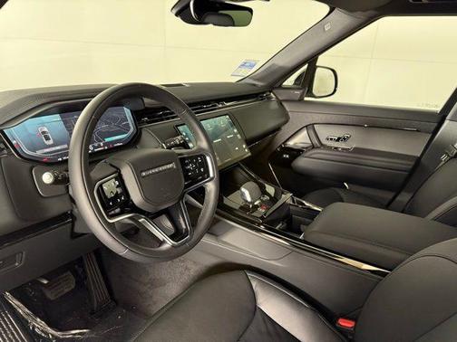 2025 Land Rover Range Rover Sport P360 S