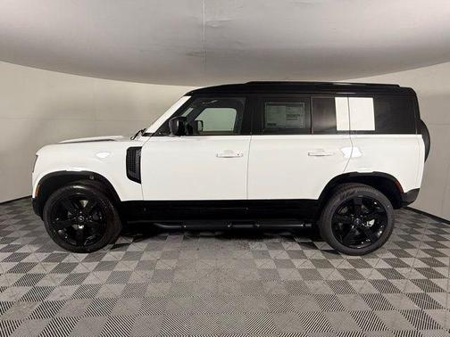 2025 Land Rover Defender 110 P400 X-Dynamic SE
