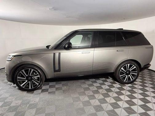 2023 Land Rover Range Rover P400 SE