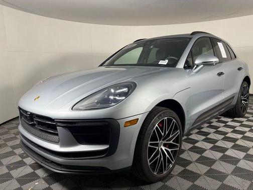 2024 Porsche Macan Base