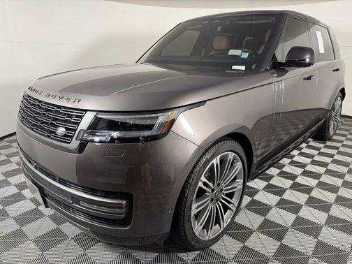 2024 Land Rover Range Rover P400 SE