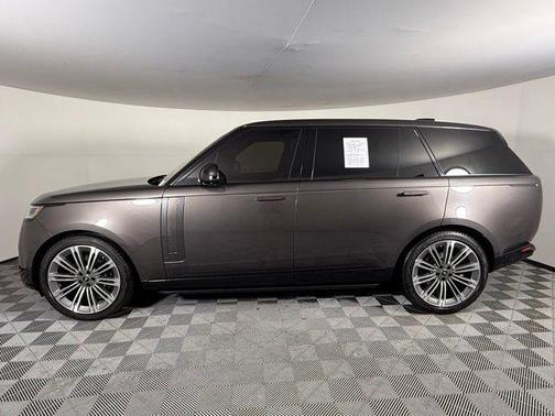 2024 Land Rover Range Rover P400 SE