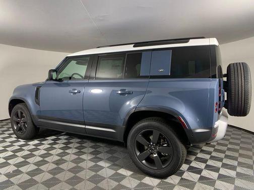 2024 Land Rover Defender 110 P300