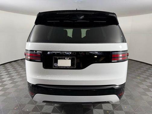 2025 Land Rover Discovery P360 Dynamic SE