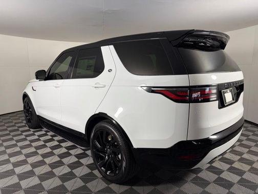 2025 Land Rover Discovery P360 Dynamic SE