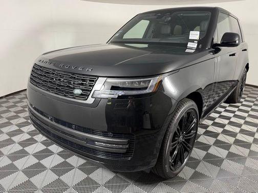 2025 Land Rover Range Rover P400 SE