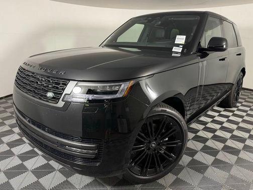 2025 Land Rover Range Rover P400 SE