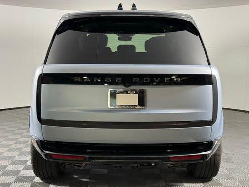 2025 Land Rover Range Rover P530 Autobiography