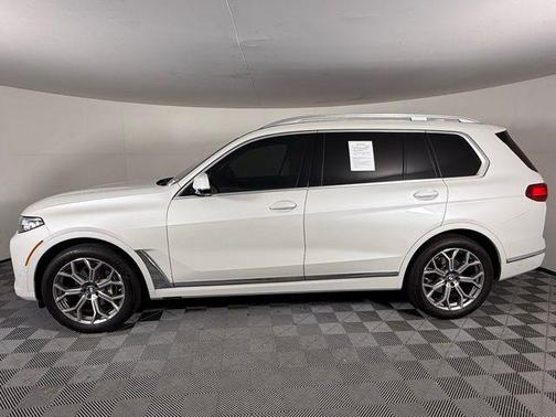 2022 BMW X7 xDrive40i